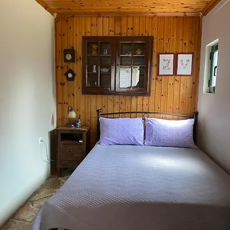 Panoramic Lagoon View Yénion