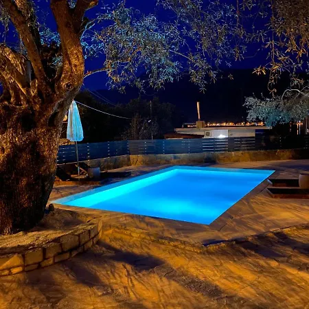 Panoramic Lagoon View * Yénion