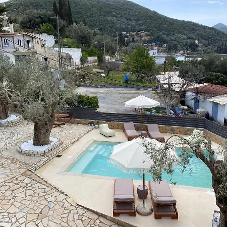 Willa Panoramic Lagoon View Yénion