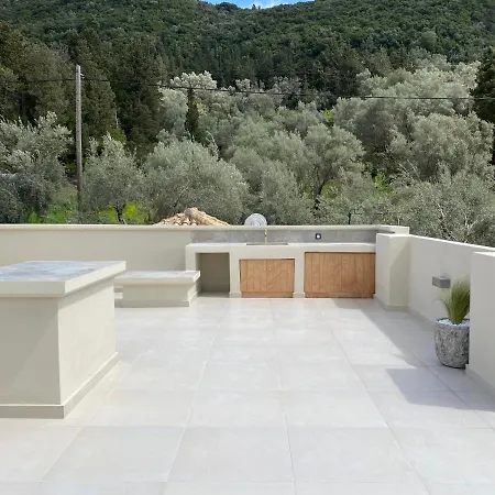 Panoramic Lagoon View Yénion