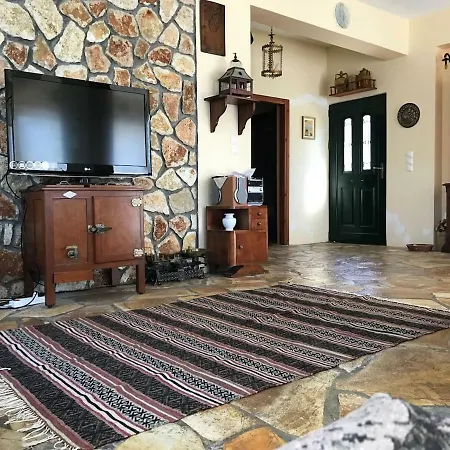 Panoramic Lagoon View Vilă Yénion