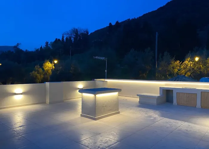 Panoramic Lagoon View *